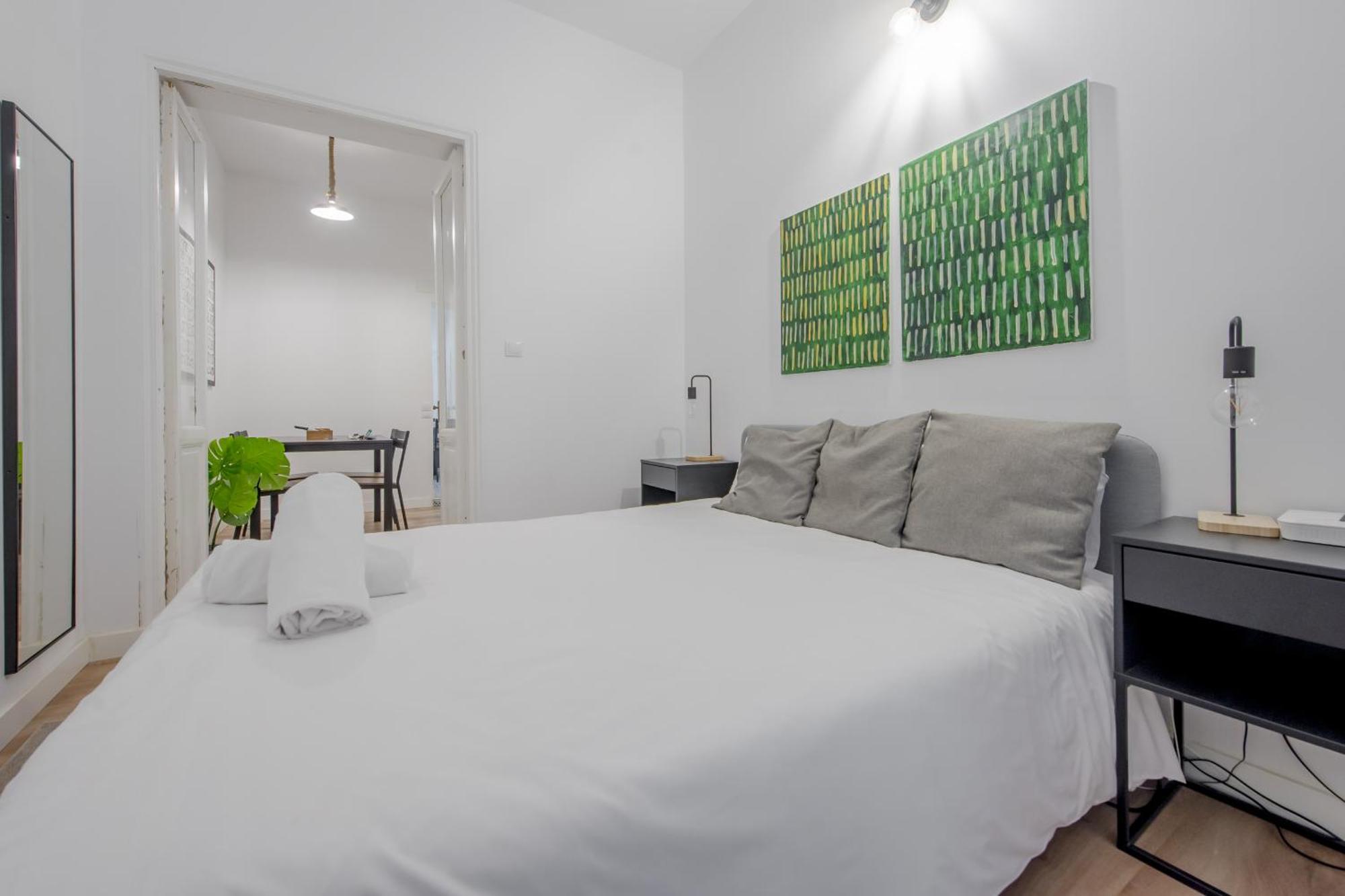 C-Cabeza Cool Apt Para 7 Al Lado De Tirso De Molina E1 Madrid Extérieur photo