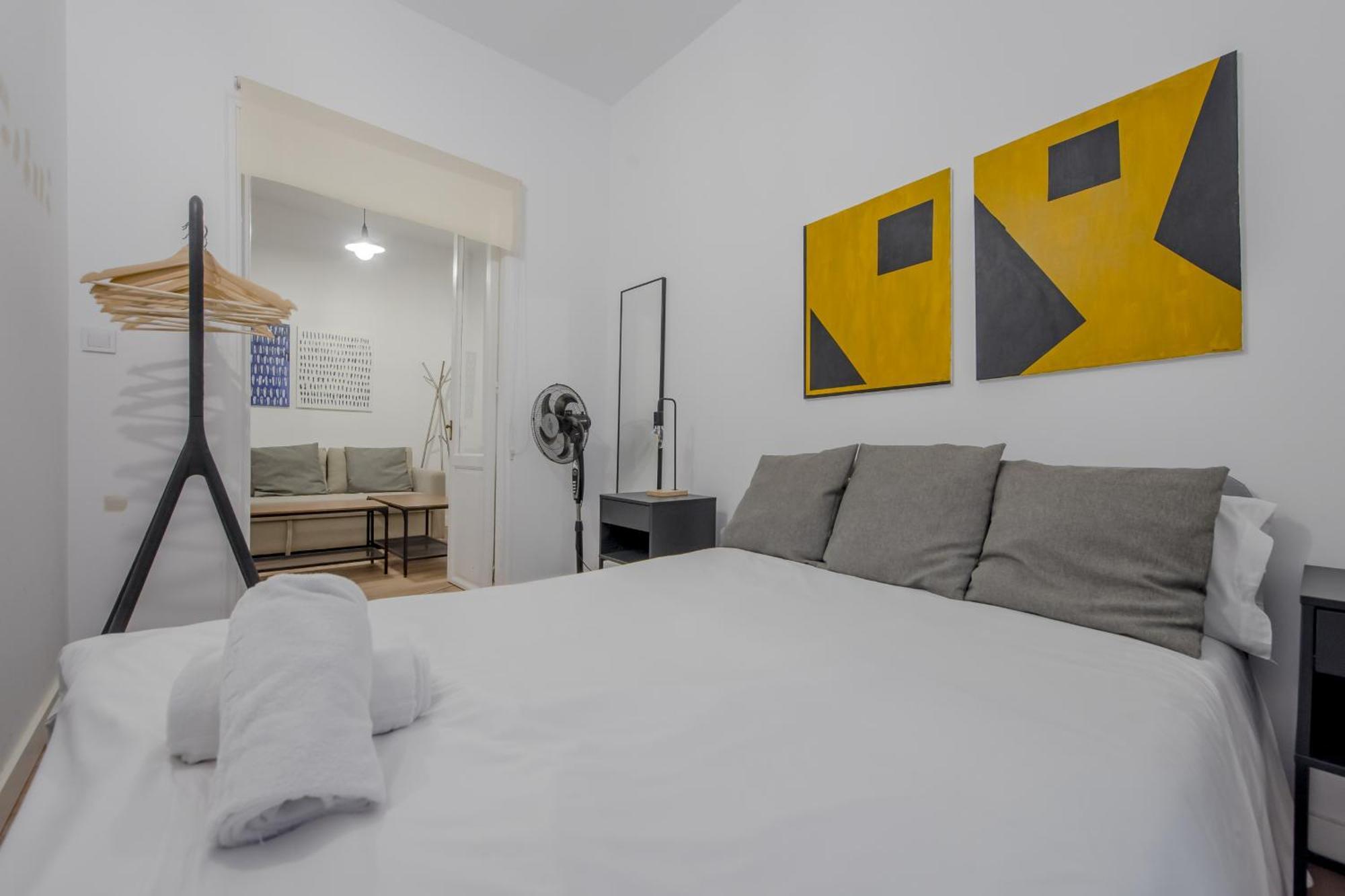 C-Cabeza Cool Apt Para 7 Al Lado De Tirso De Molina E1 Madrid Extérieur photo