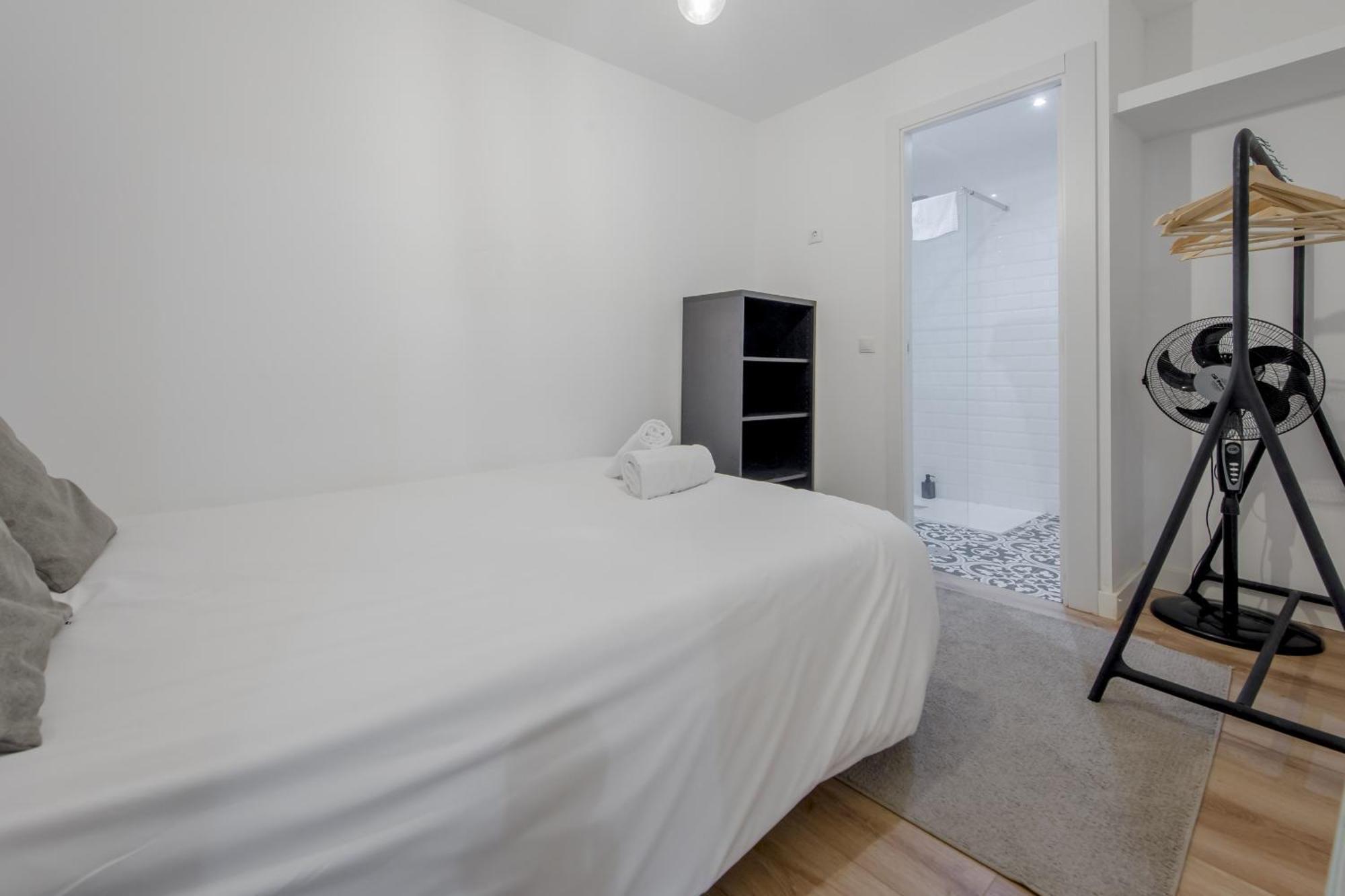 C-Cabeza Cool Apt Para 7 Al Lado De Tirso De Molina E1 Madrid Extérieur photo