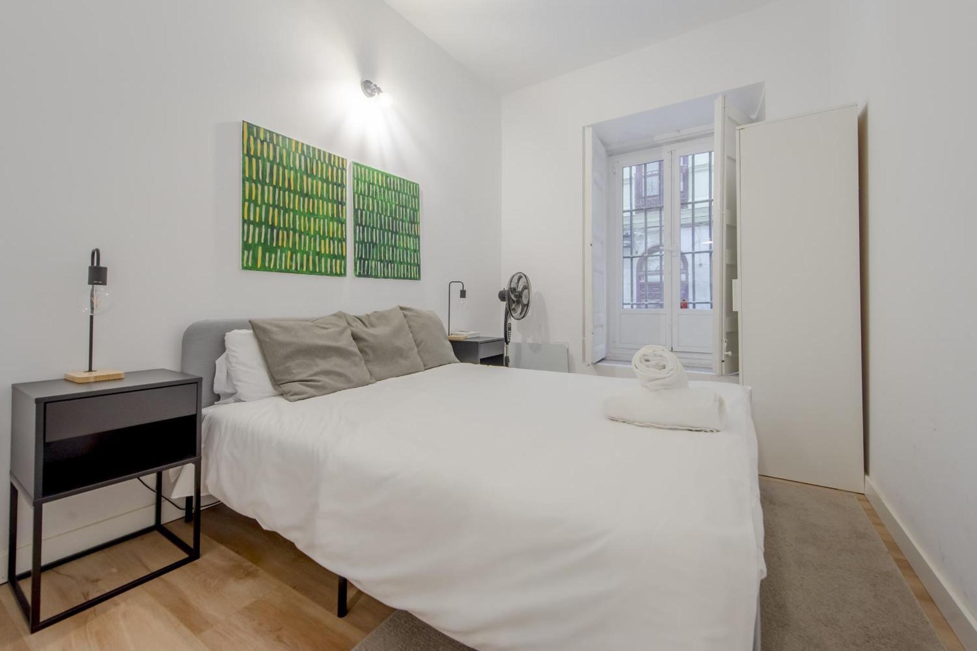 C-Cabeza Cool Apt Para 7 Al Lado De Tirso De Molina E1 Madrid Extérieur photo